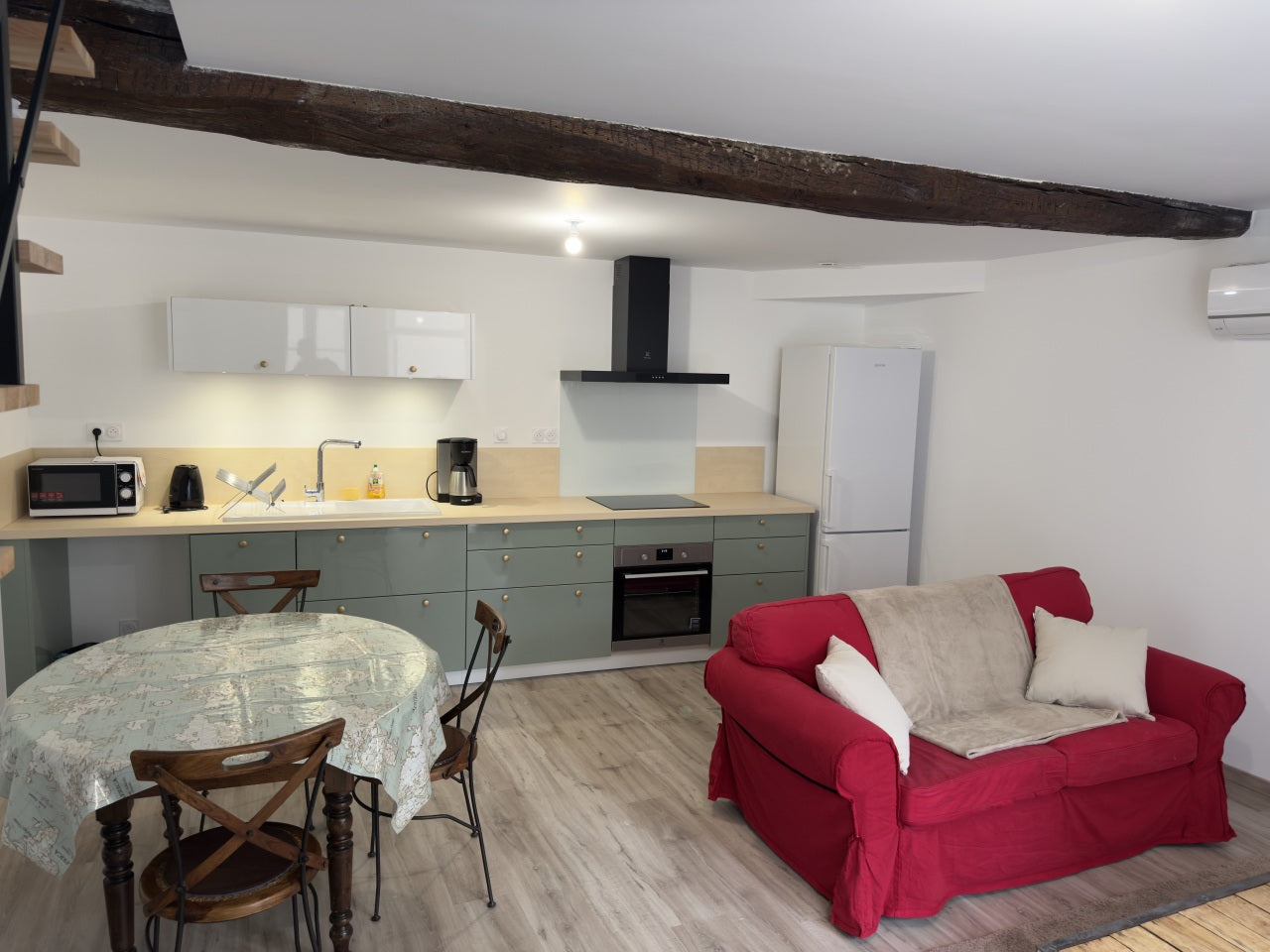 Studio 36 bis rue Vaucharmes — intérieur